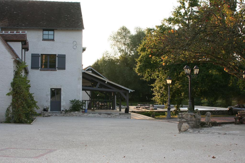 Le Petit Moulin Bed & Breakfast Faverelles Exterior photo